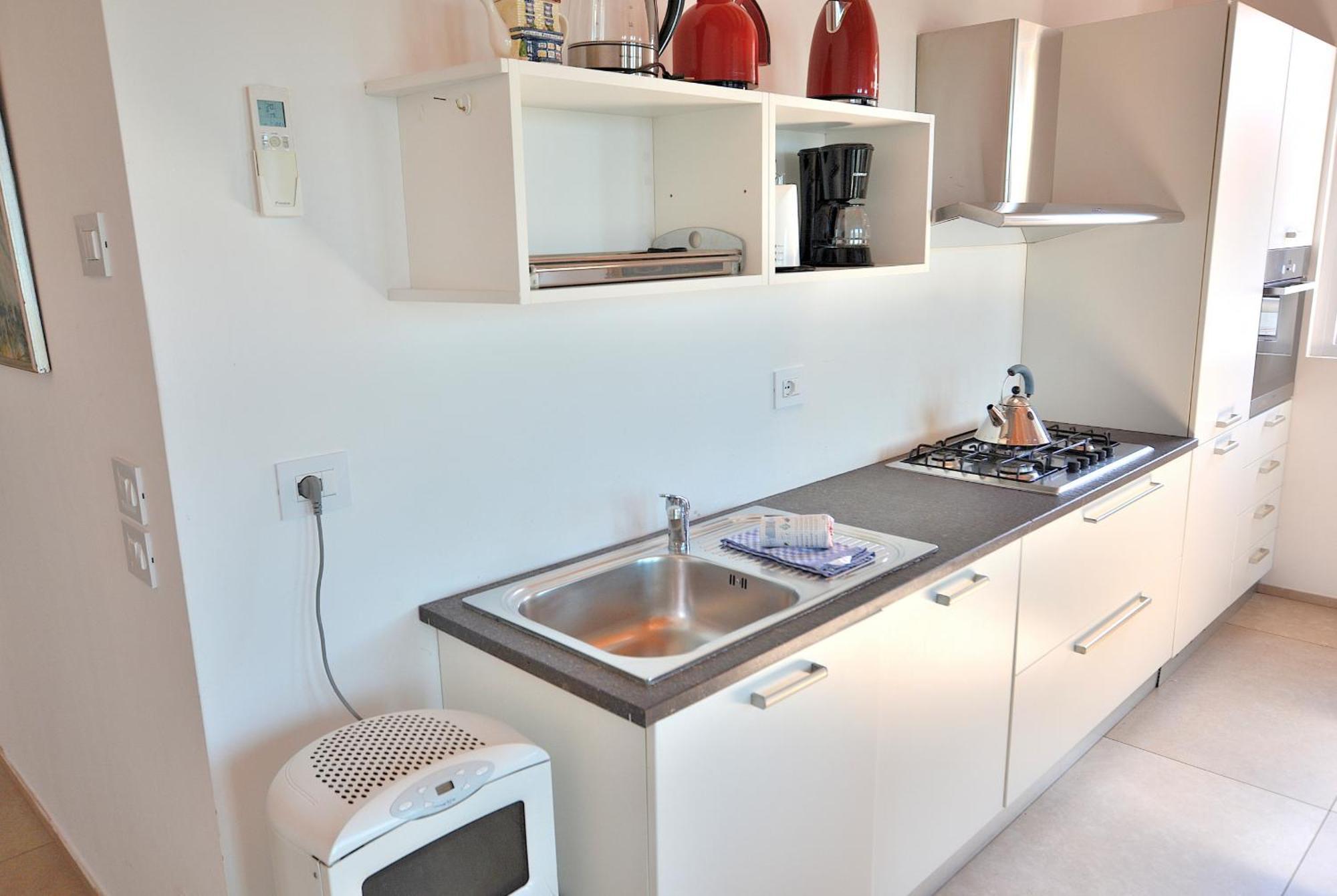 South Apartment With Pool Torri Del Benaco Exteriör bild